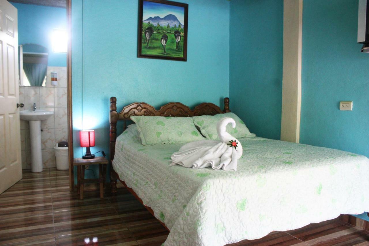 Cabinas Cascada Rio Celeste Bijagua de Upala Exterior foto