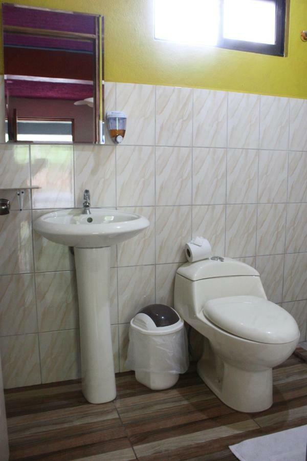 Cabinas Cascada Rio Celeste Bijagua de Upala Exterior foto