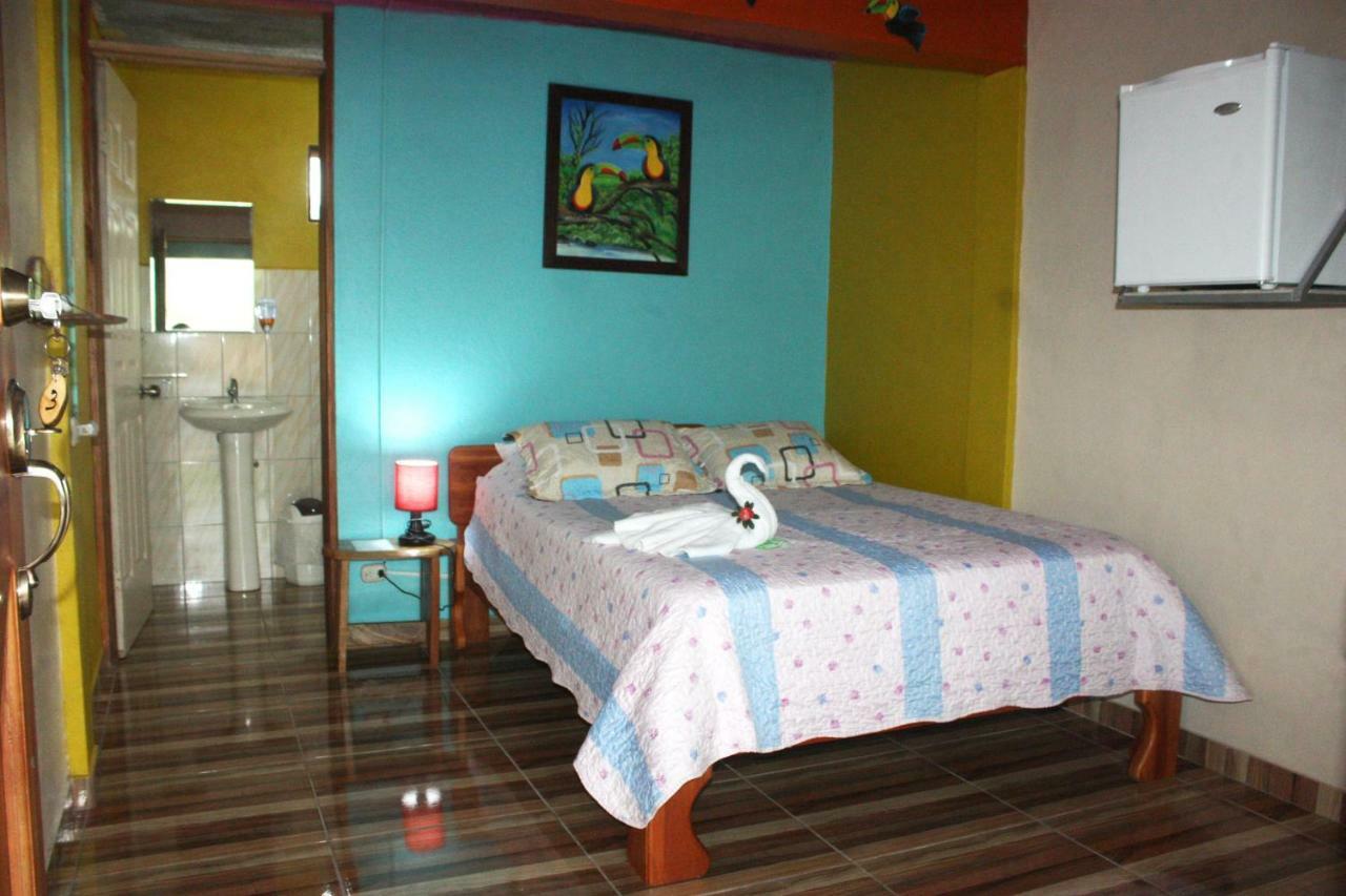 Cabinas Cascada Rio Celeste Bijagua de Upala Exterior foto